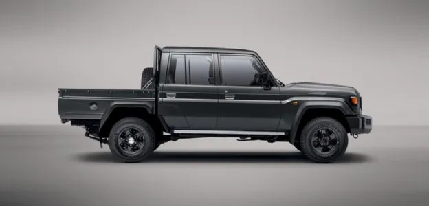 new-land-cruiser-70-series-side